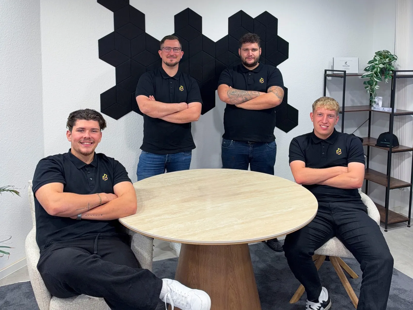 Handwerker Neckar-Alb vermittelt vom Team in Hechingen: Andre, Nick, Marc und Simon von Bauwerk Neckar-Alb
